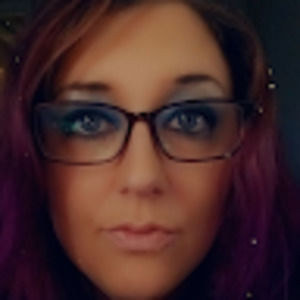 Meet your Posher, Cassandra